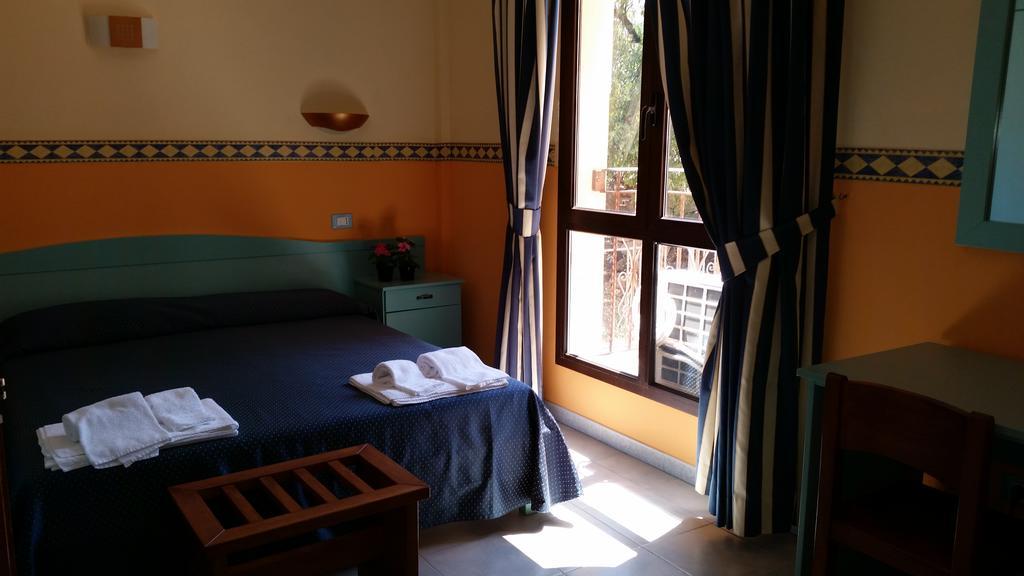 Hotel Costa Antiga SantʼAnna Arresi Esterno foto