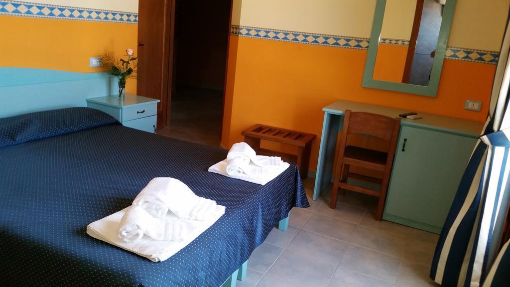 Hotel Costa Antiga SantʼAnna Arresi Esterno foto