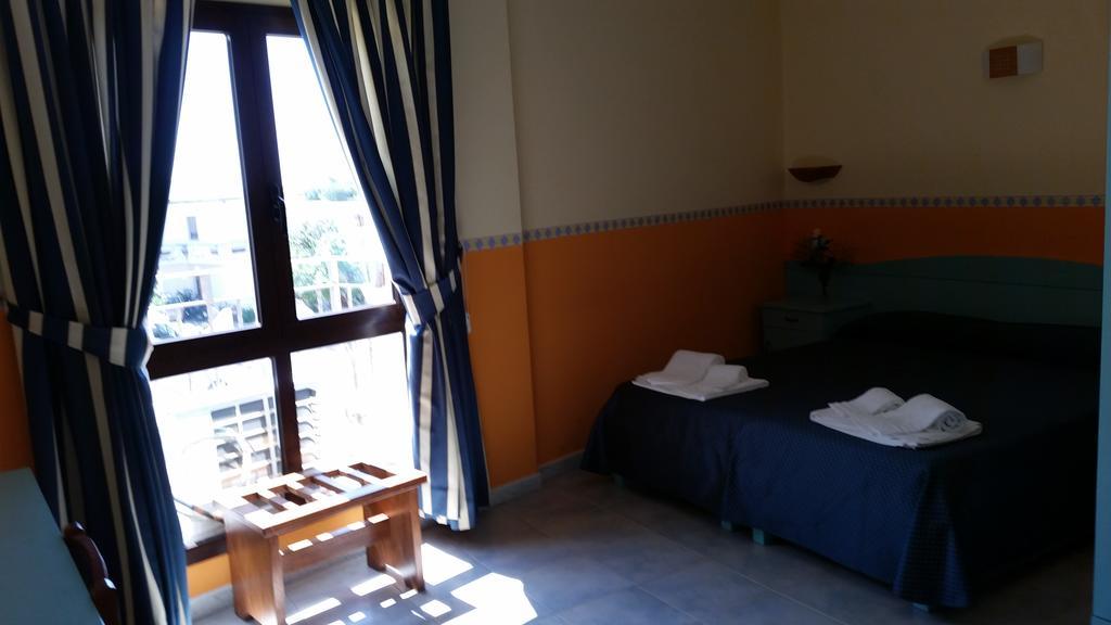 Hotel Costa Antiga SantʼAnna Arresi Esterno foto