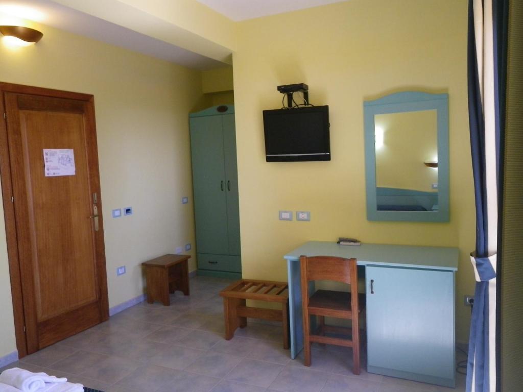 Hotel Costa Antiga SantʼAnna Arresi Camera foto
